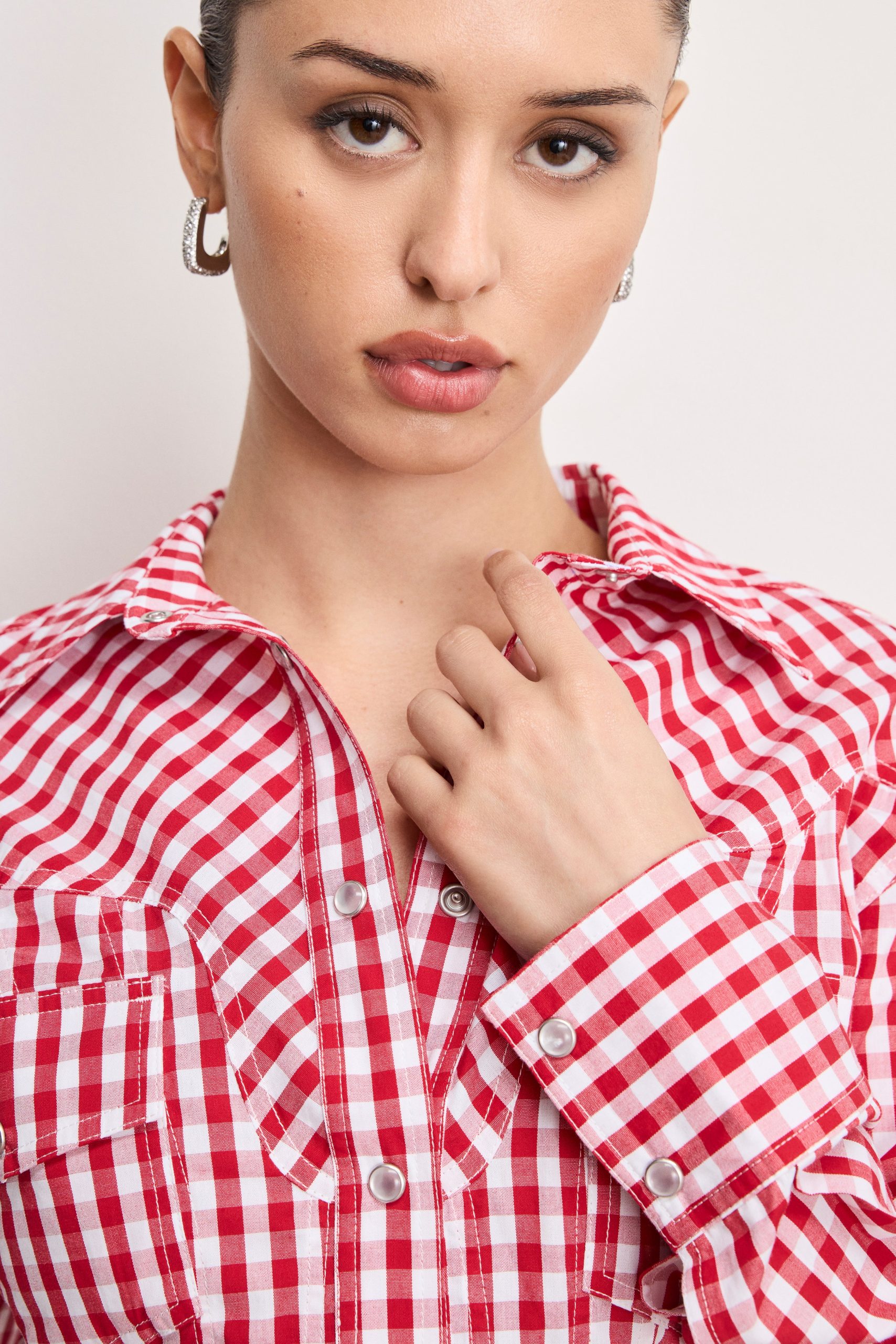 DOLLY COUNTRY CORSET SHIRT | CRIMSON AND WHITE GINGHAM - Image 3