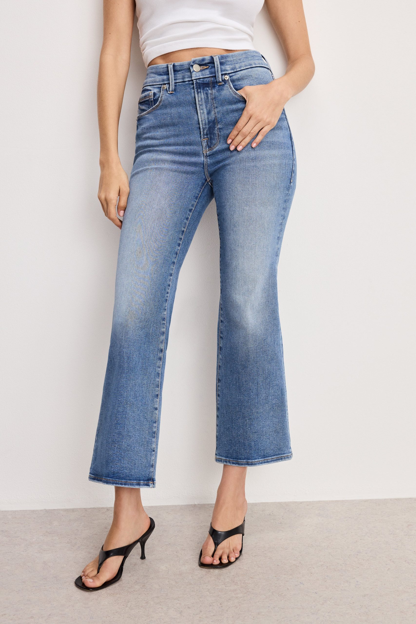 ALWAYS FITS GOOD LEGS CROPPED MINI BOOT JEANS | INDIGO953 - Image 3