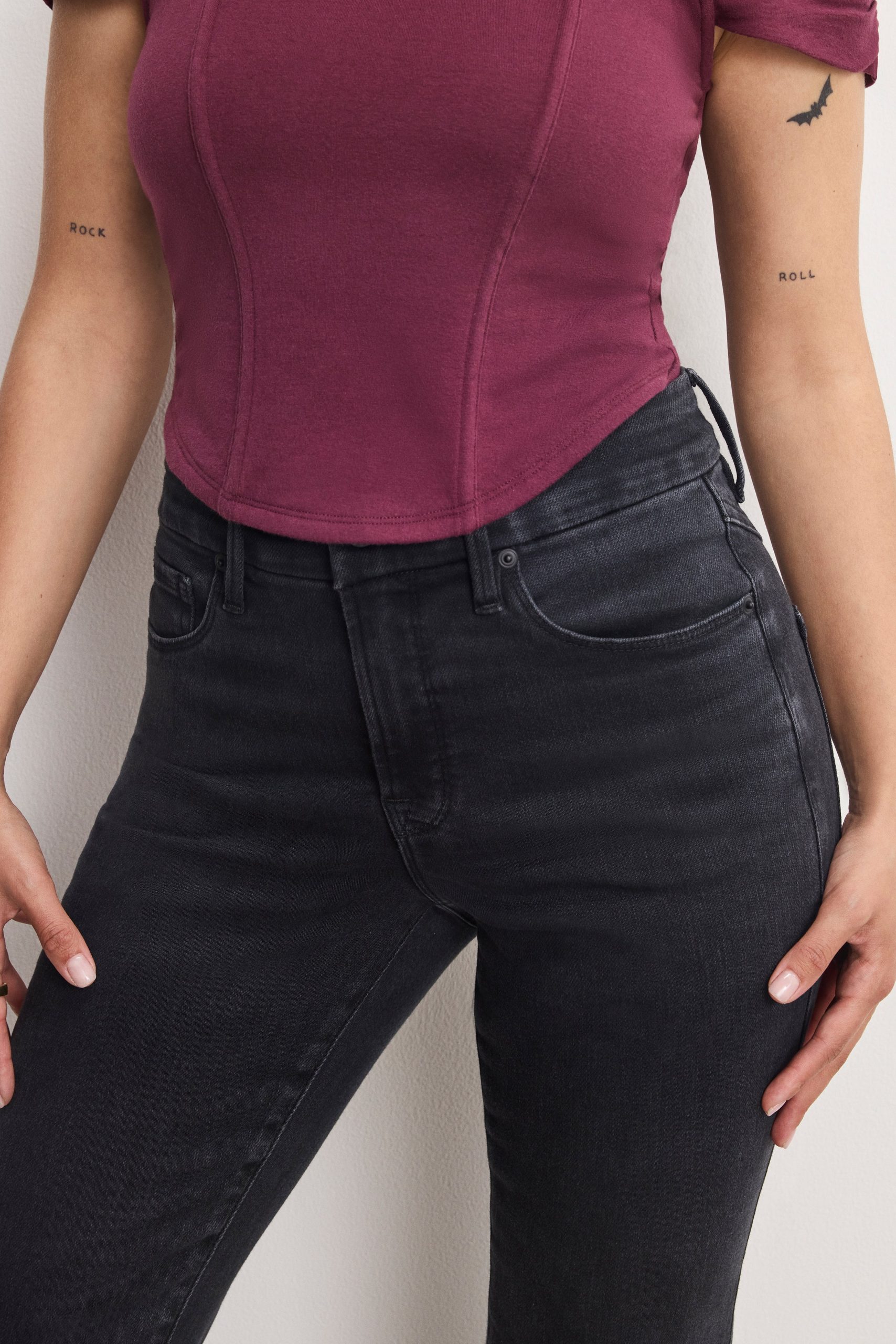 DOLLY JOLEANS PETITE FLARE JEANS | BLACK391 - Image 4
