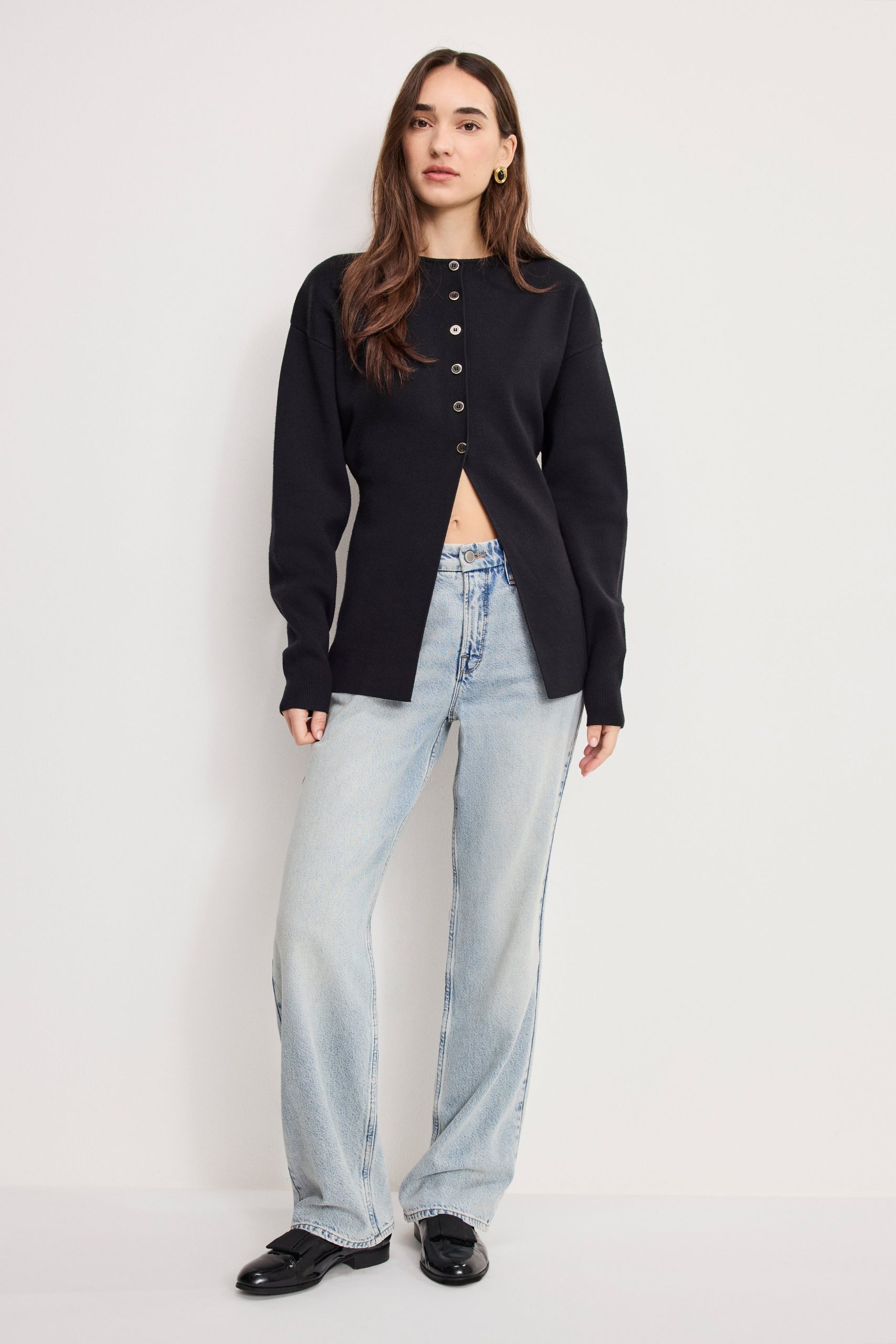 EXAGGERATED SLEEVE CARDIGAN SWEATER | BLACK001 - Image 3