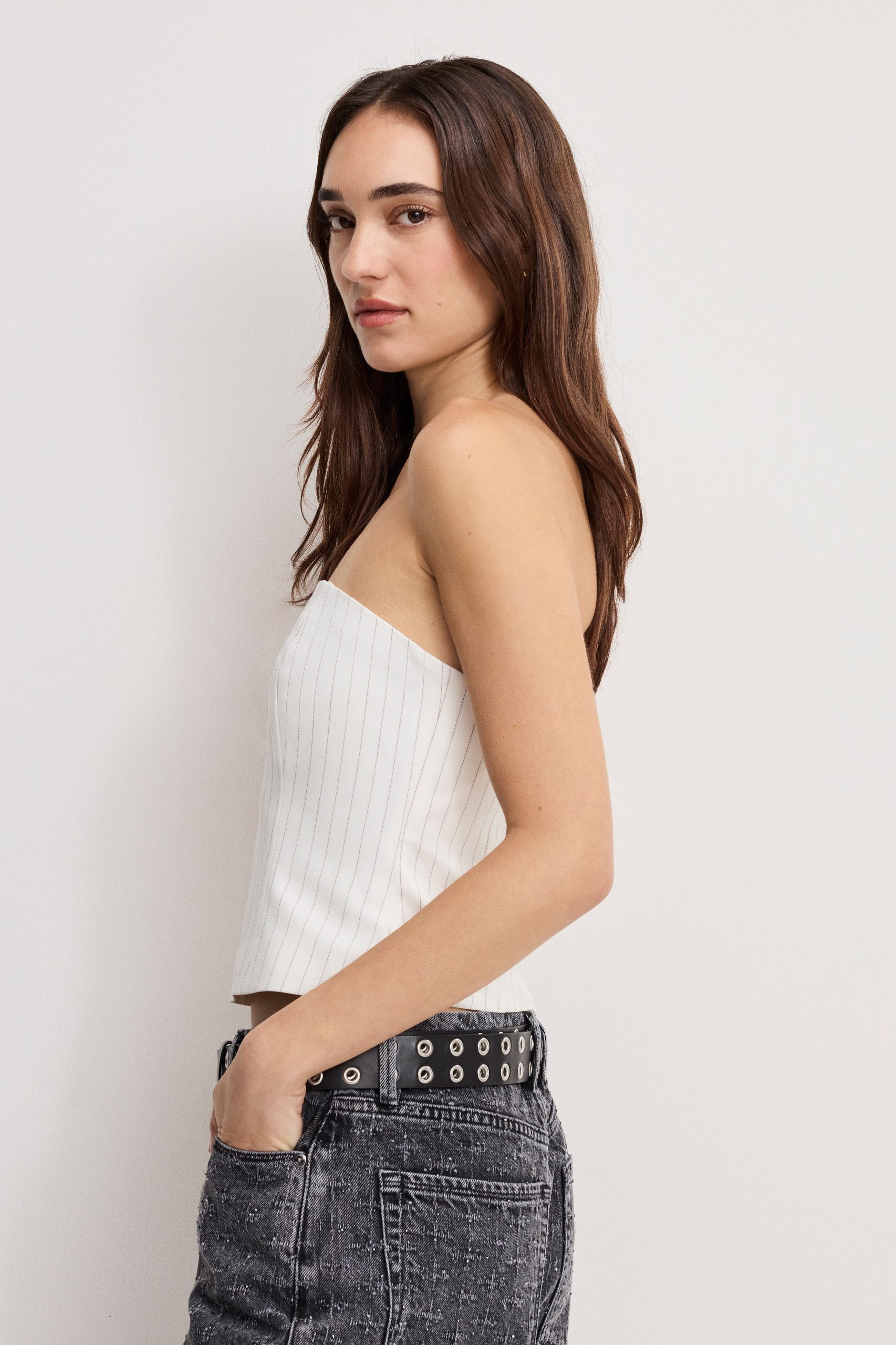 ESSENTIAL SUITING STRAPLESS TOP | CHESTNUT PIN STRIPE - Image 4