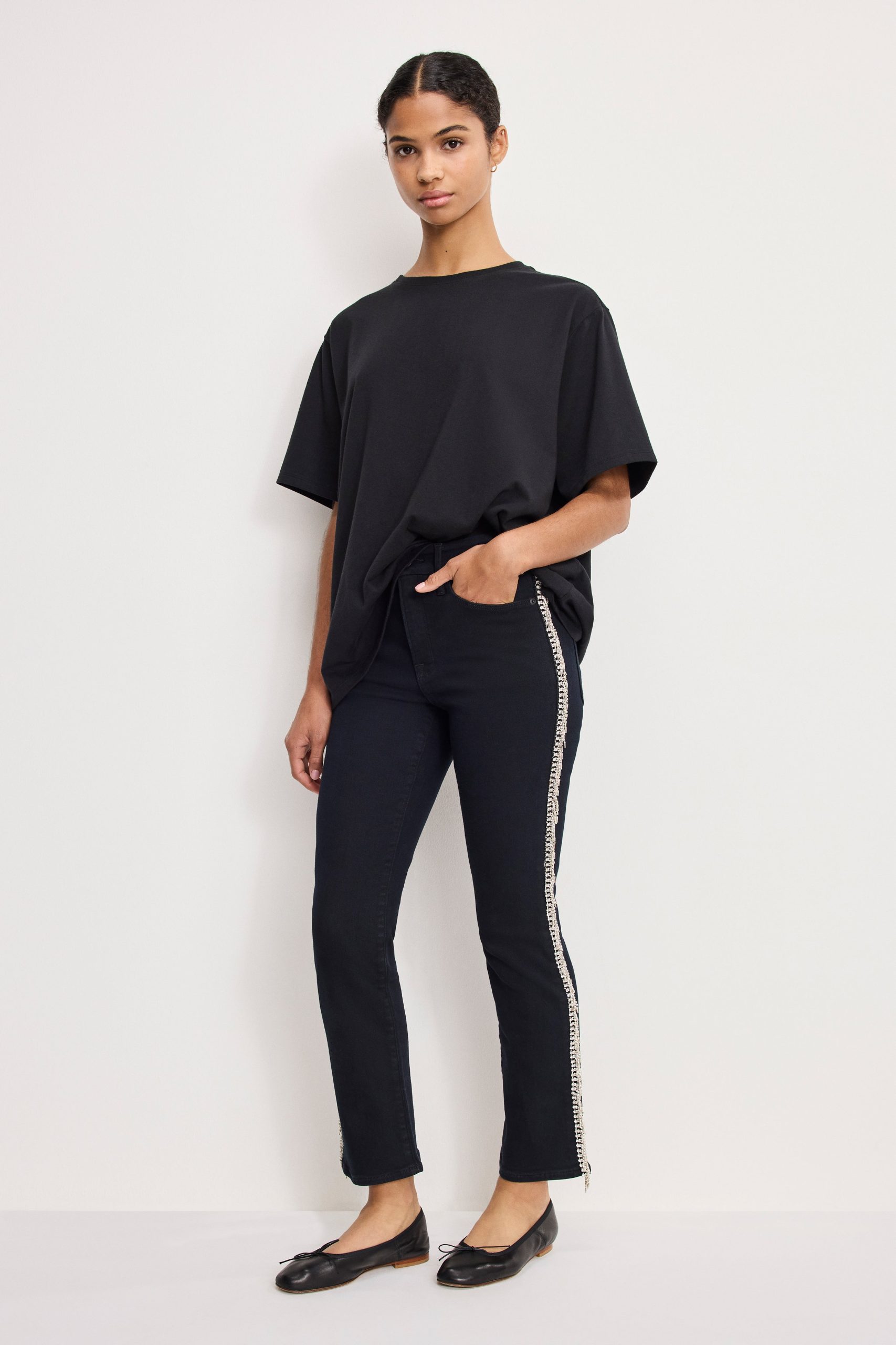 GOOD LEGS STRAIGHT DIAMOND JEANS | BLACK411