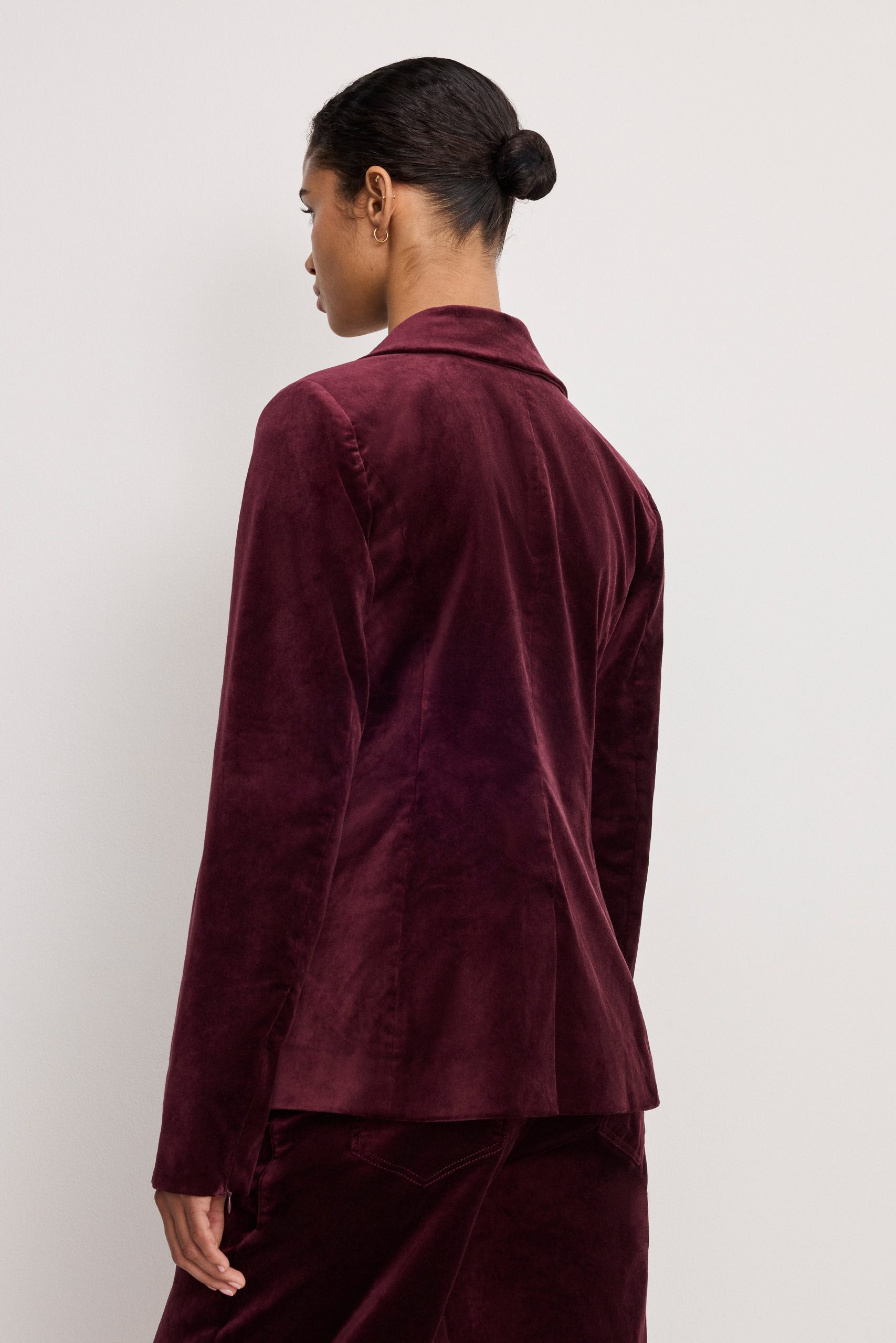 VELVET SCULPTED BLAZER | FIG007 - Image 4