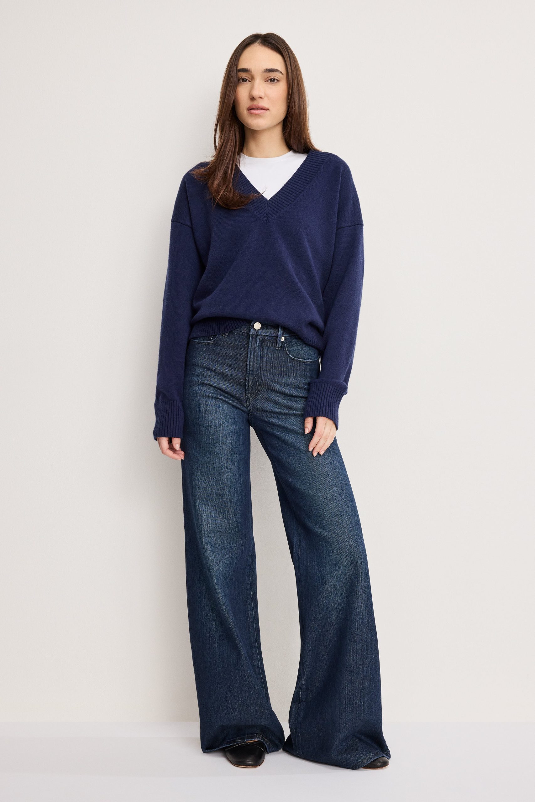 DEEP V KNIT SWEATER | HORIZON INK - Image 2