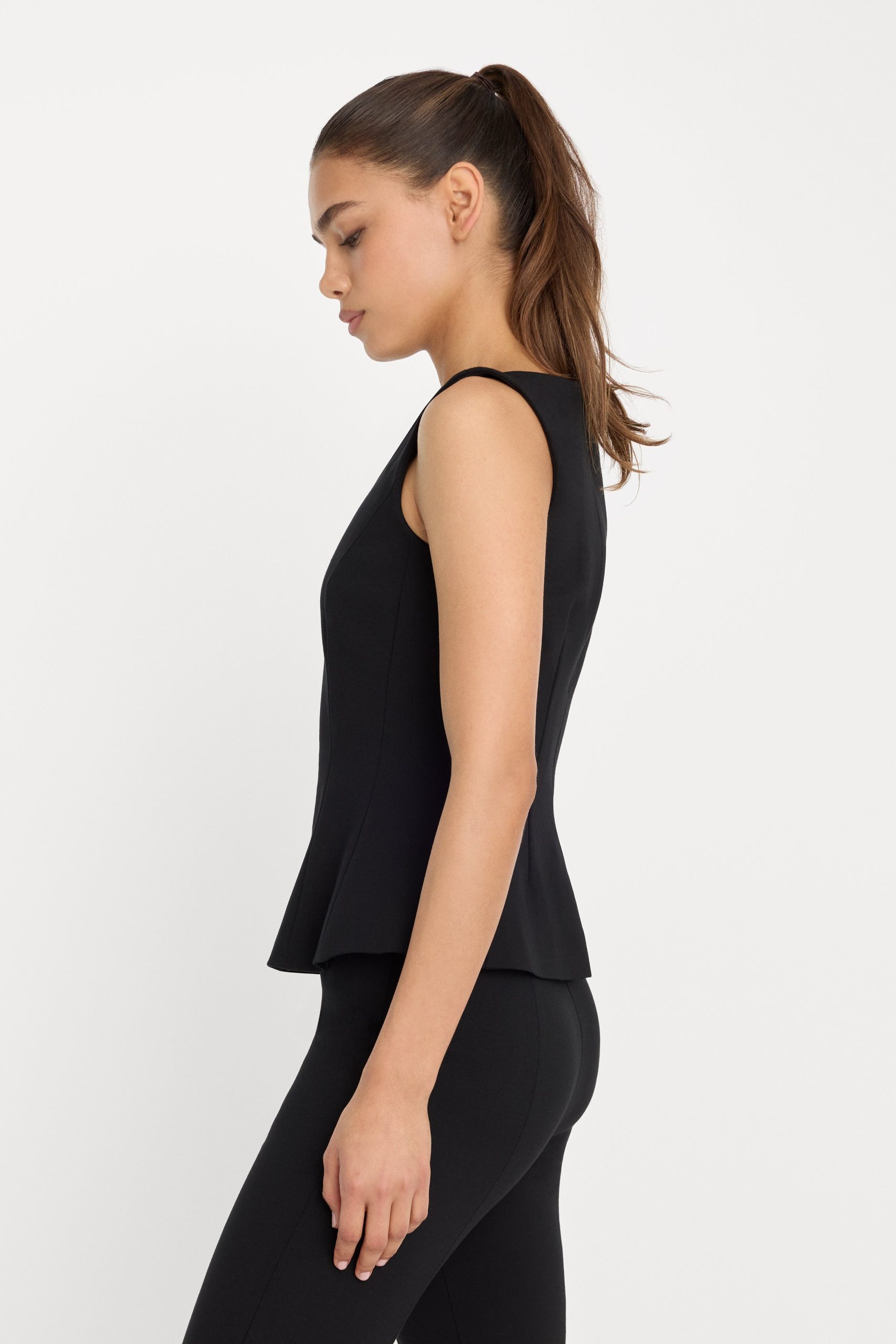 SOFT STRETCH PONTE STRAIGHT NECK TOP | BLACK001 - Image 2