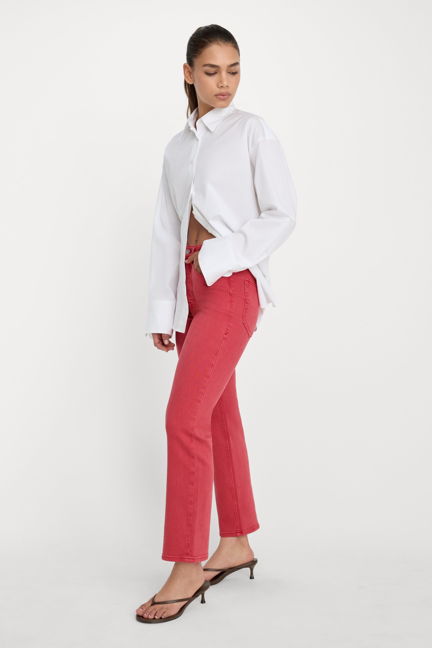 GOOD ICON ANKLE JEANS | CHERRY RED - Image 4