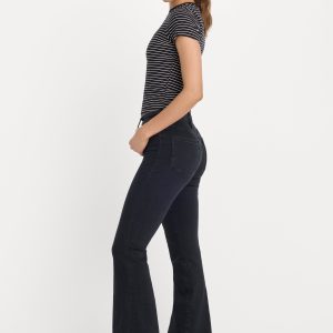 POWER STRETCH PULL-ON FLARE JEANS | BLACK001