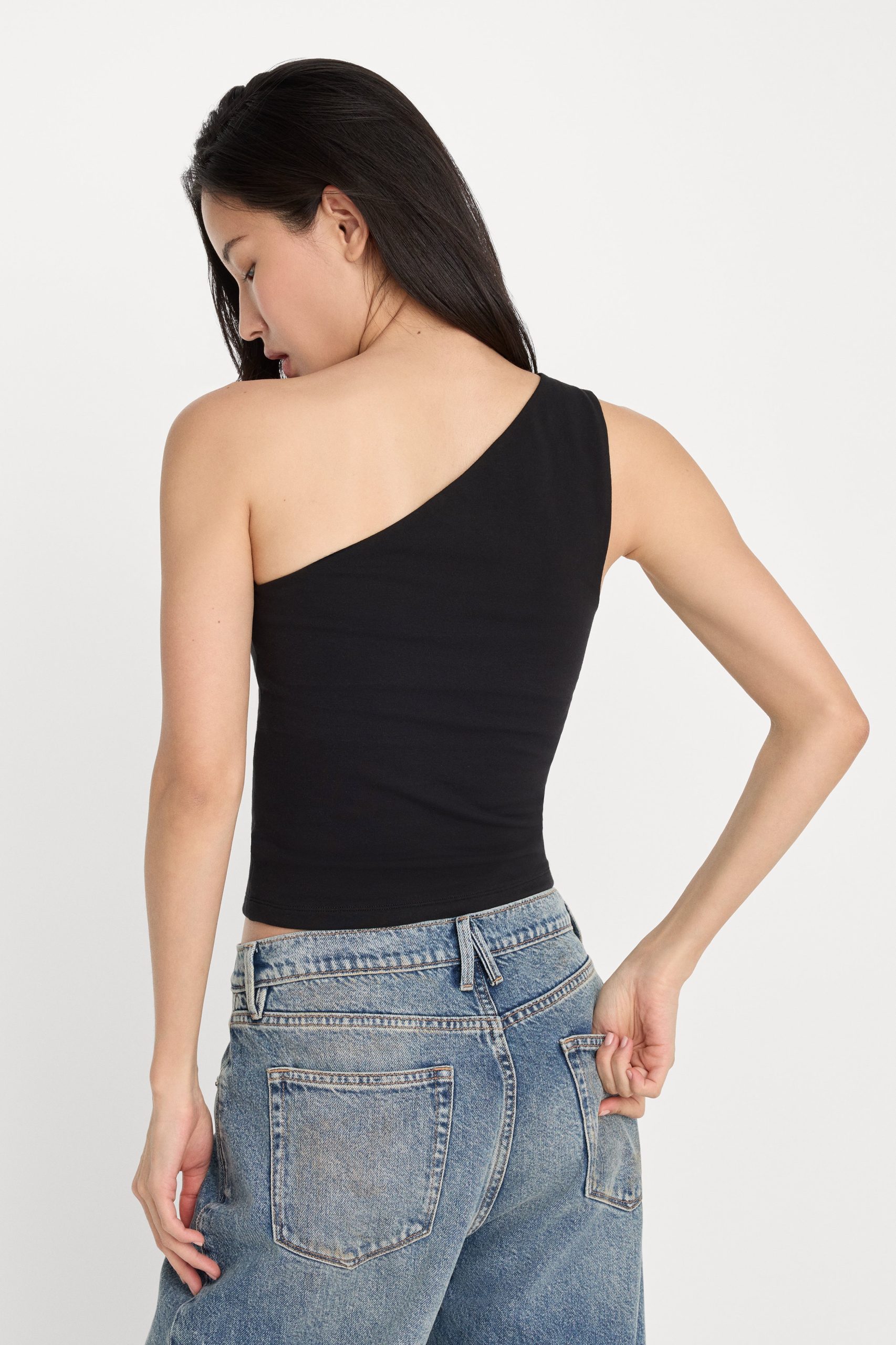 SUPER STRETCH ONE SHOULDER TANK | BLACK001 - Image 4