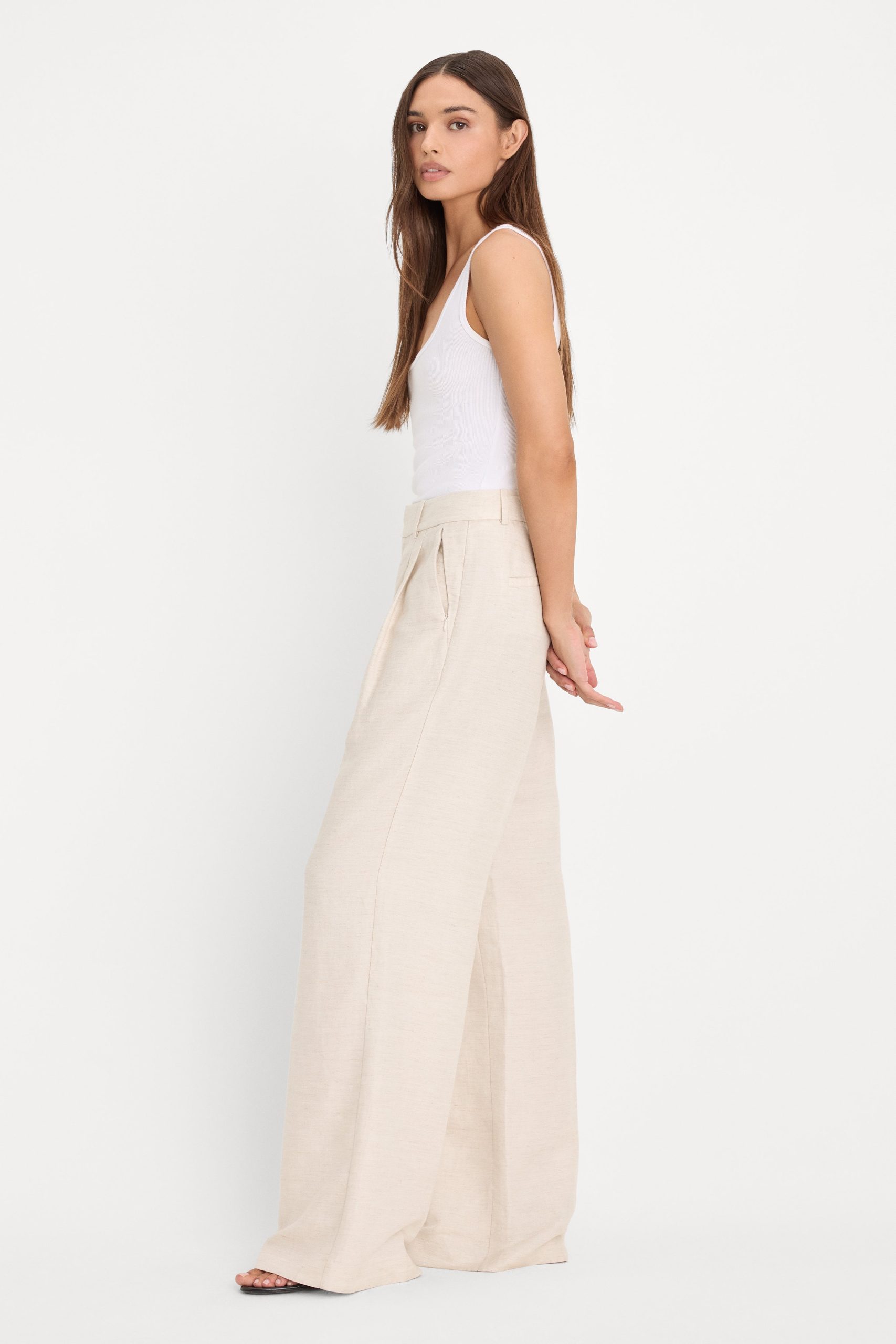 THE RELAXED LINEN TROUSER | OAT - Image 3