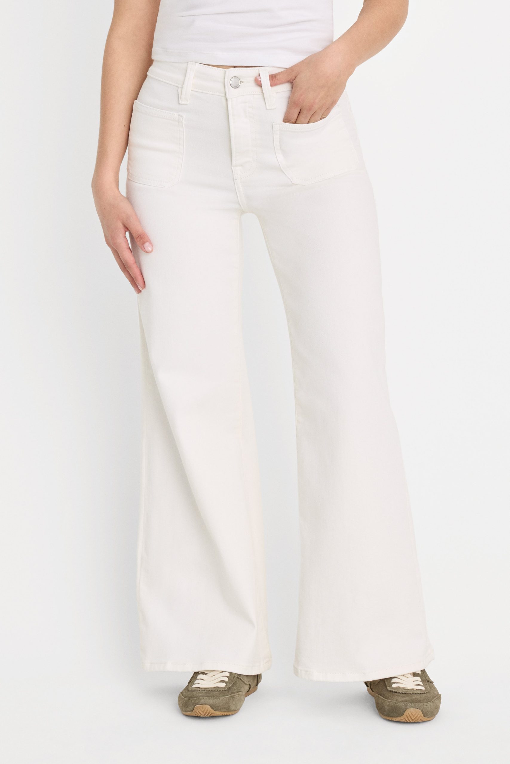 GOOD PETITE PALAZZO JEANS | WHITE001 - Image 2