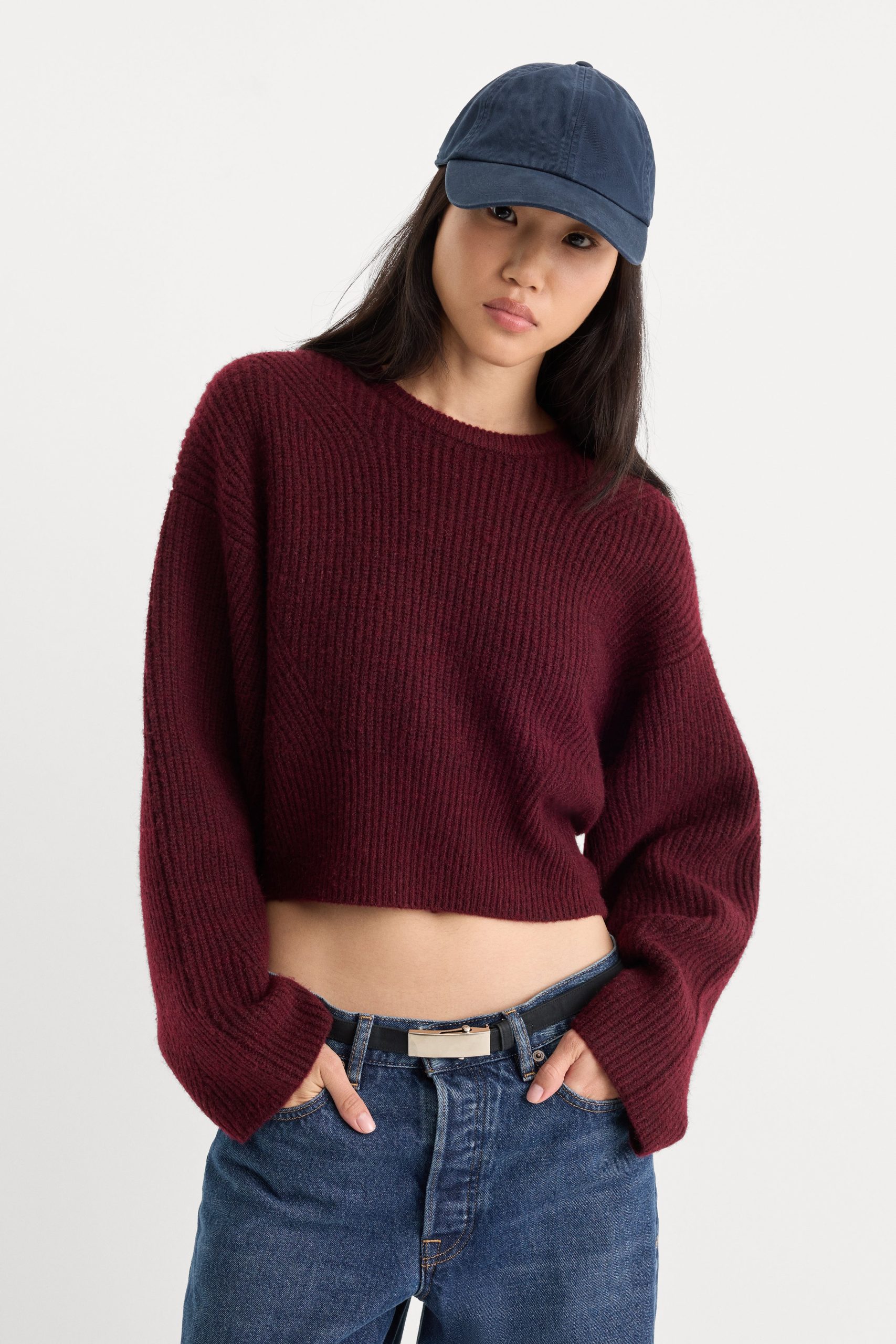 THE CHUNKY KNIT SWEATER | BERRY NOIR