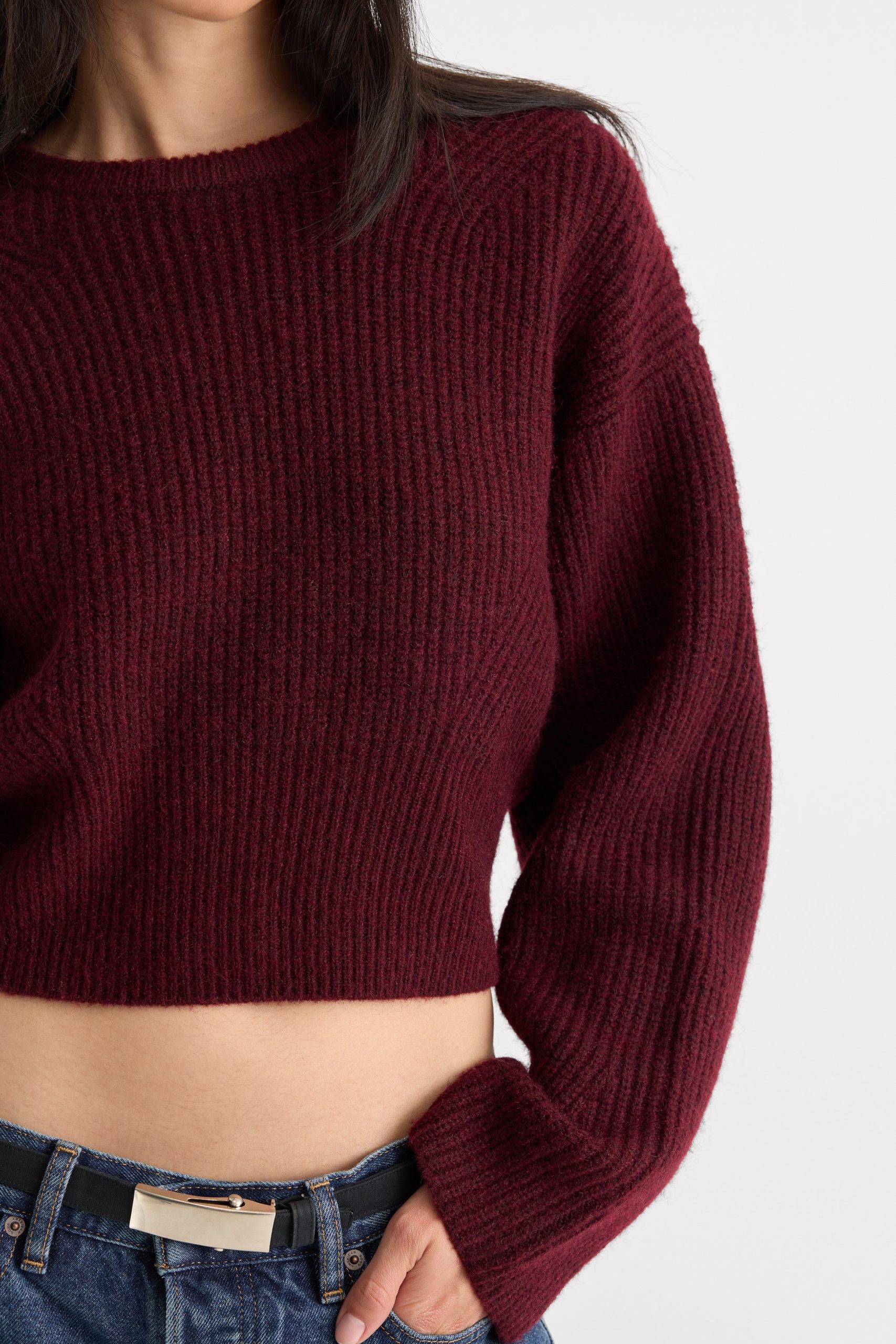 THE CHUNKY KNIT SWEATER | BERRY NOIR - Image 2