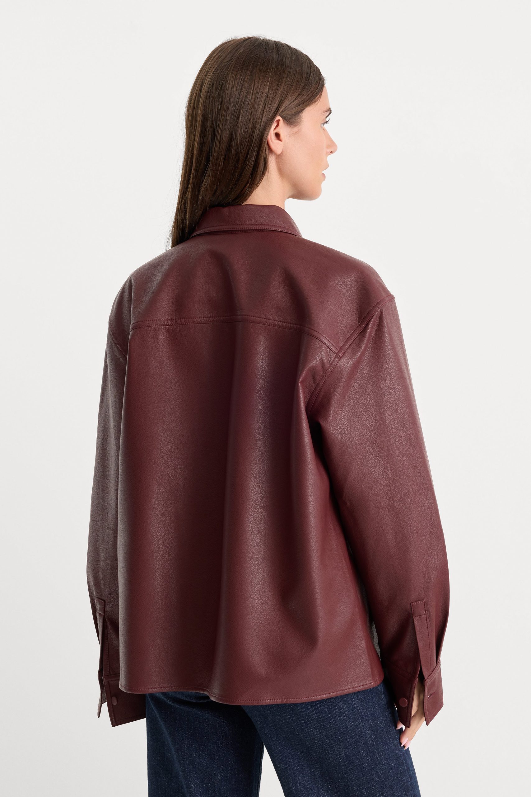 THE BETTER THAN LEATHER CLASSIC SHIRT | BERRY NOIR - Image 4