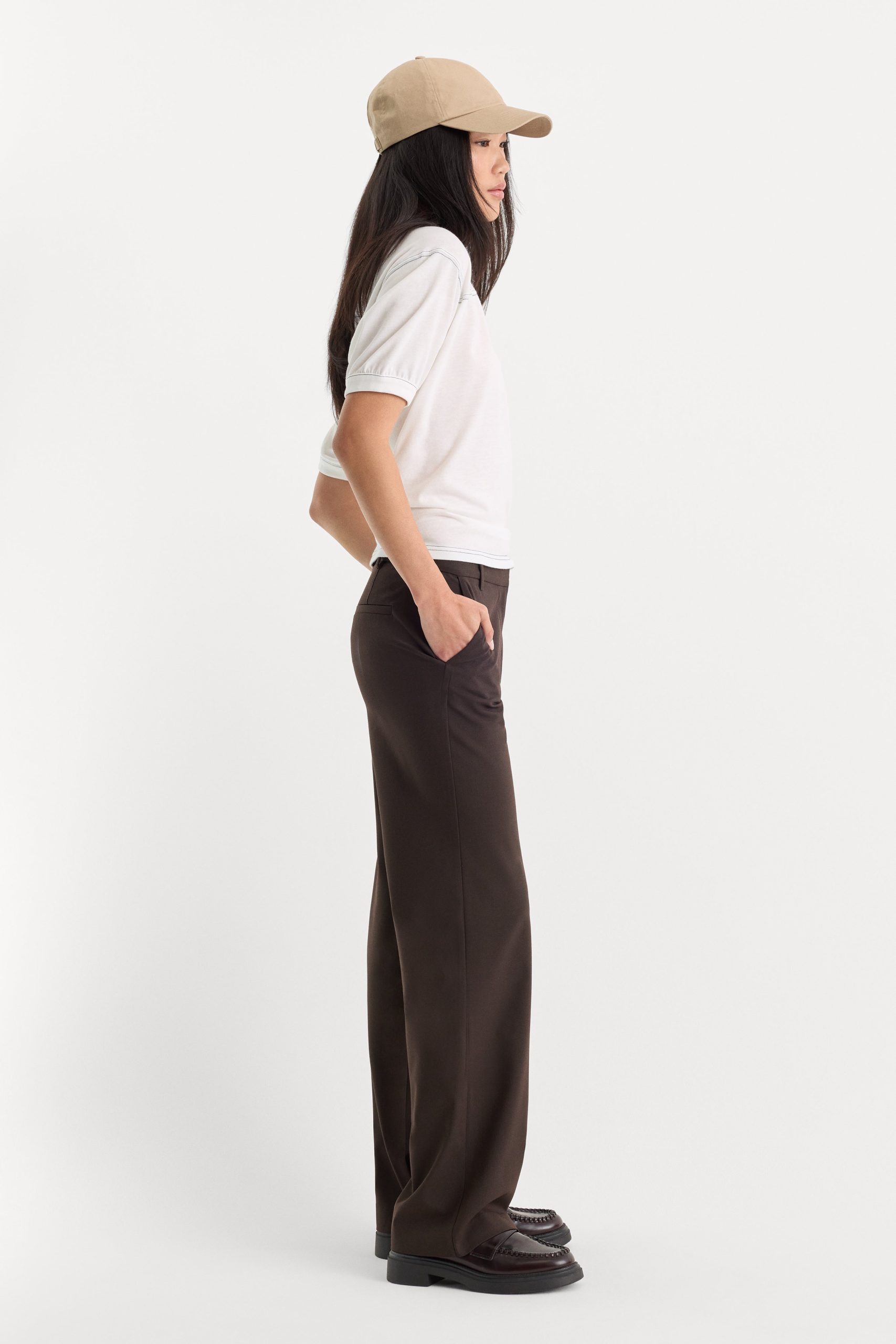 THE LOW RISE STRAIGHT LEG TROUSER | ESPRESSO - Image 3