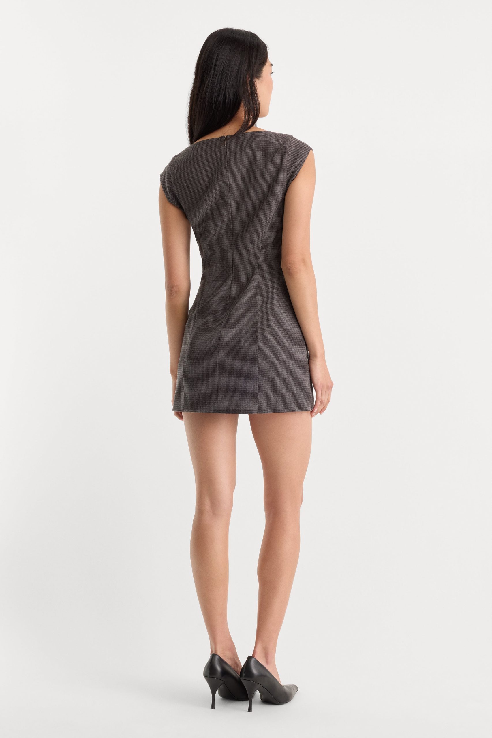 THE CAP SLEEVE MINI DRESS | CHARCOAL MINI HOUNDSTOOTH - Image 5