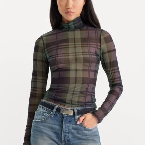 THE MESH TURTLENECK | NAVY AND GREEN PLAID