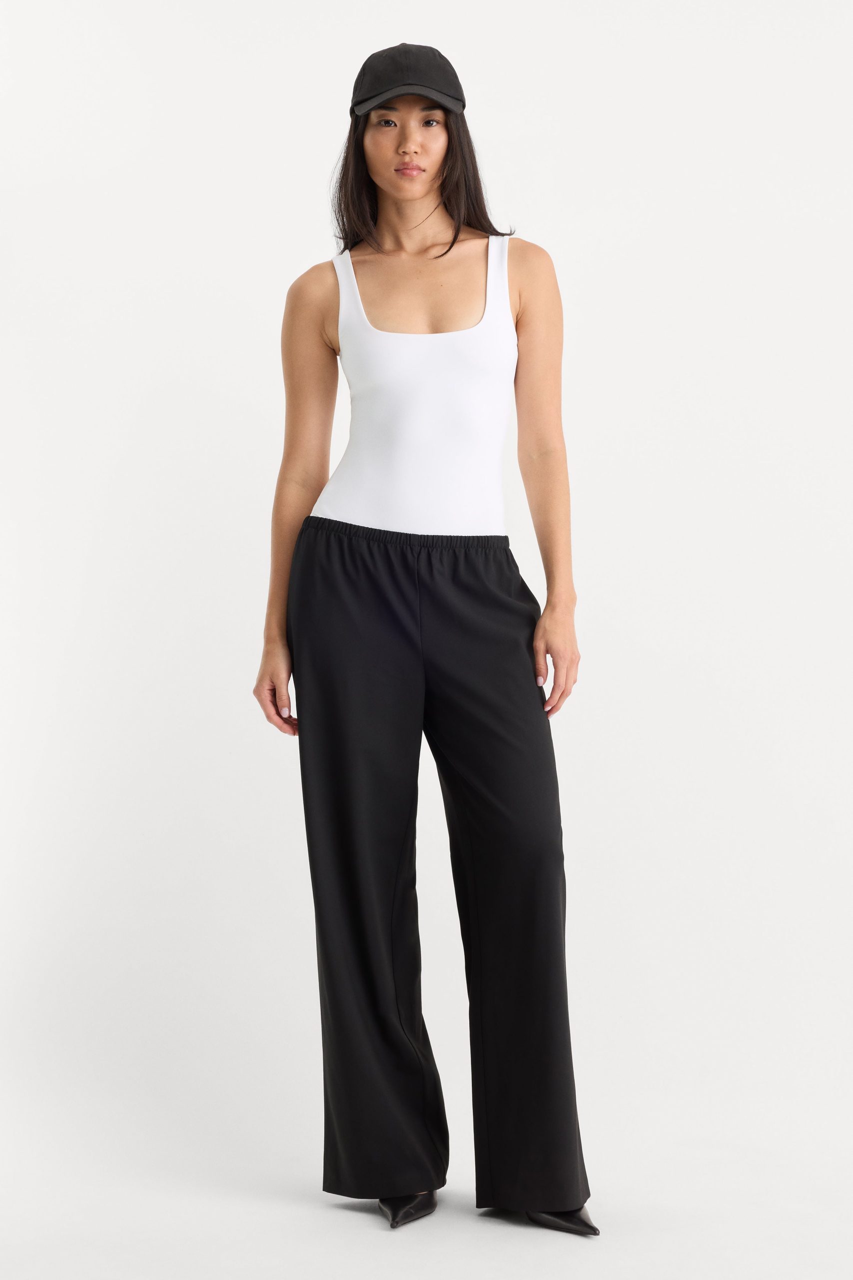 SCULPTING MODERN TANK BODYSUIT | WHITE001 - Image 3