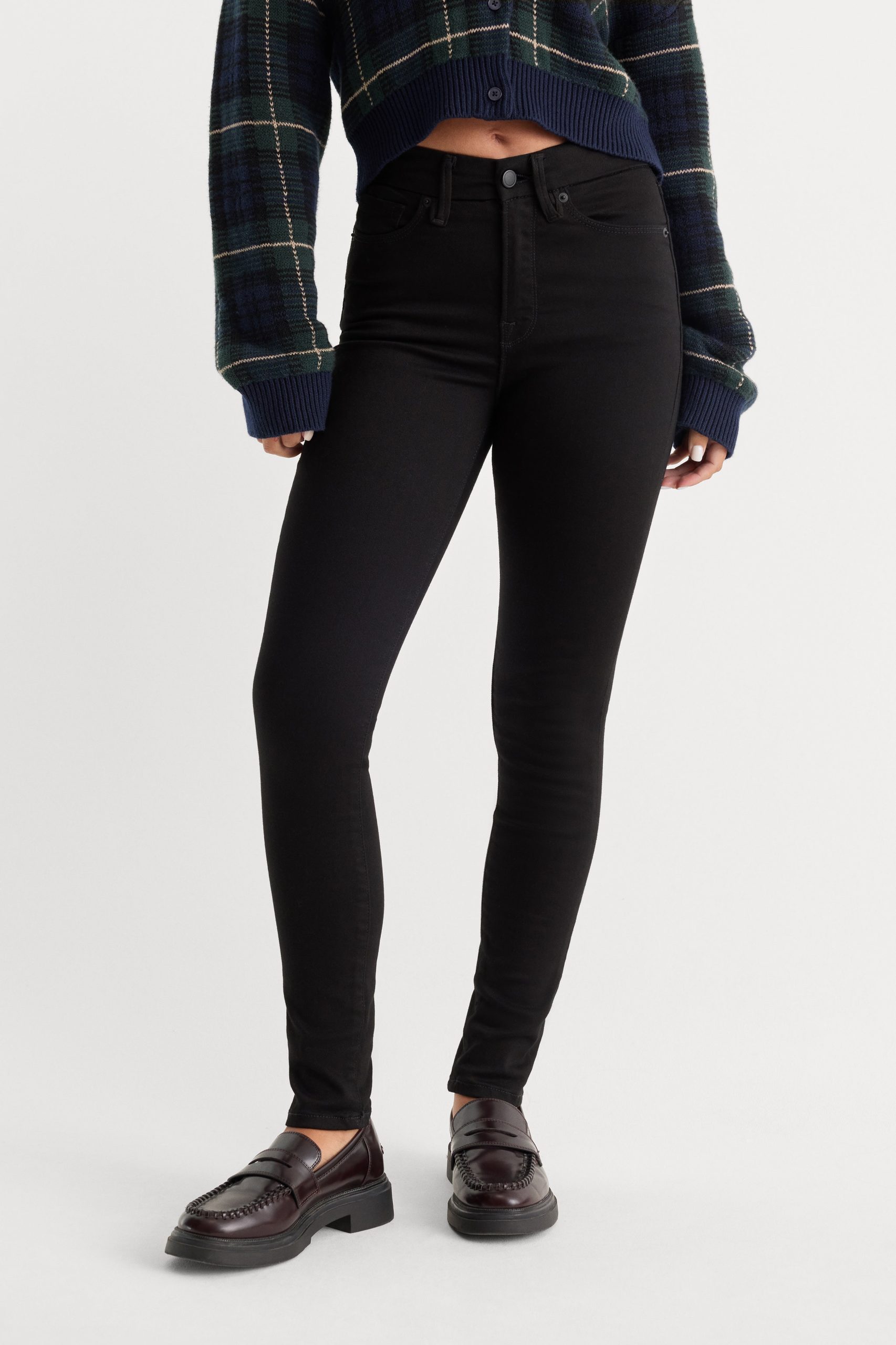 NEVER FADE GOOD LEGS SKINNY JEANS | BLACK - Image 2