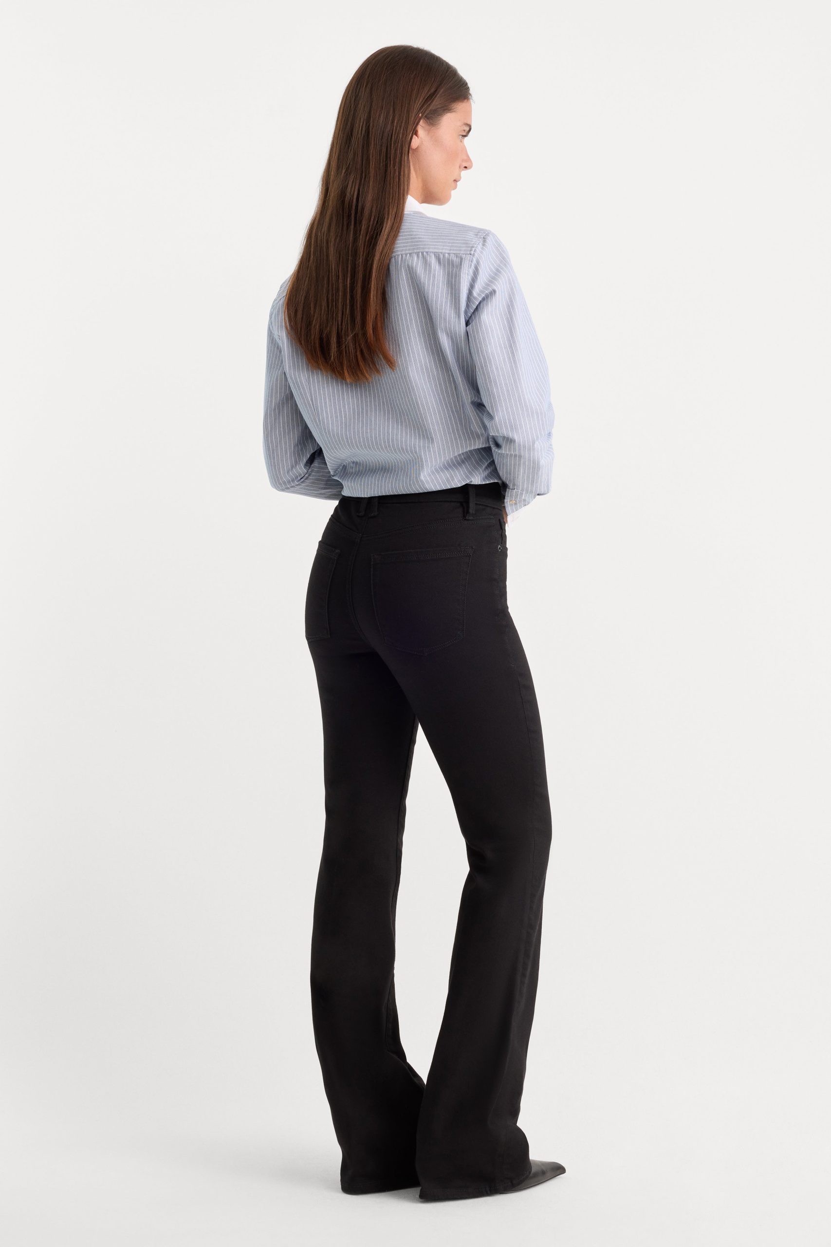 NEVER FADE GOOD CLASSIC SLIM BOOTCUT JEANS | BLACK - Image 5